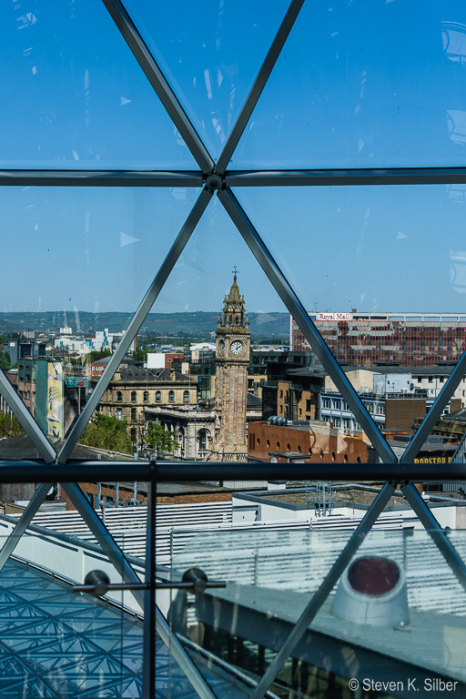 Albert Memorial Clock Tower from the  Observation deck (1/250 sec at f / 9.0,  ISO 100,  46 mm, 18.0-55.0 mm f/3.5-5.6 ) May 05, 2017