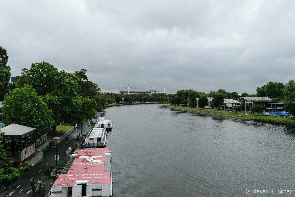Yarra River near the National Gallery (1/640 sec at f / 8.0,  ISO 200,  18 mm, 18.0-55.0 mm f/3.5-5.6 ) November 14, 2023