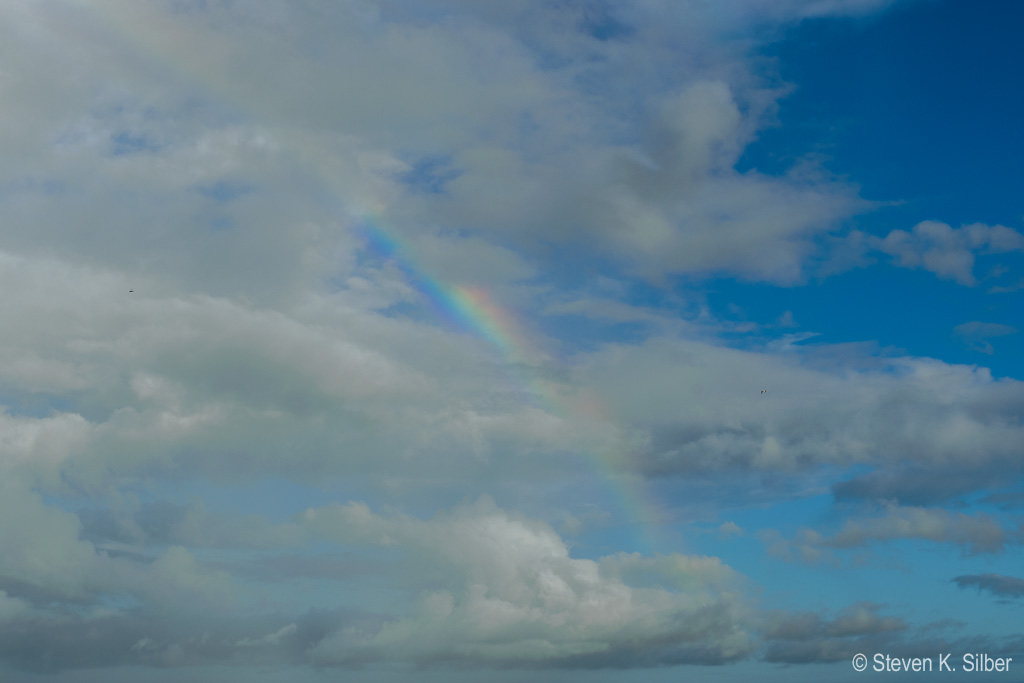 More of the full rainbow later, but not as vibrant. (1/400 sec at f / 14,  ISO 100,  45 mm, 18.0-55.0 mm f/3.5-5.6 ) June 28, 2017