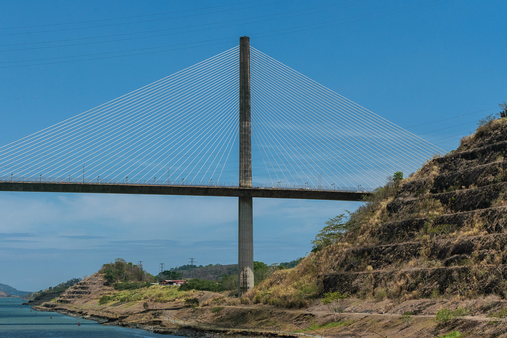 Centennial Bridge (1/1600 sec at f / 11,  ISO 400,  55 mm, 55.0-300.0 mm f/4.5-5.6 ) May 01, 2023